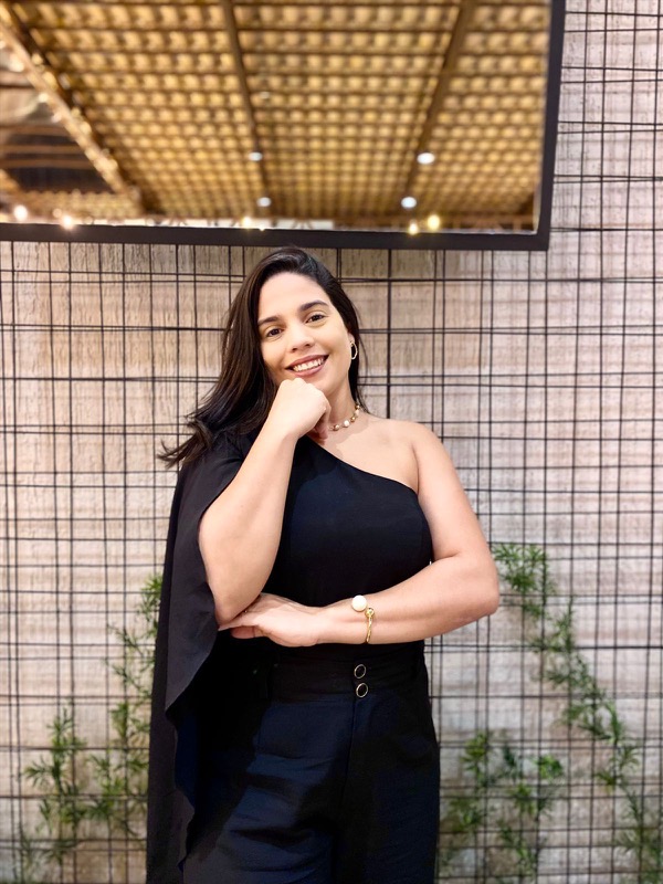 Retrato de Renata Lucena, CEO e fundadora